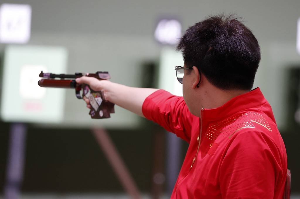 射击男子米空气手枪比赛，中国选手夺金的简单介绍